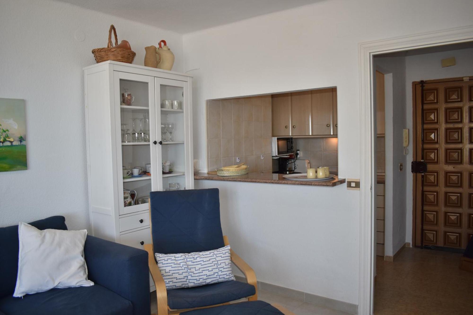 Fantastic Studio - Beachfront Apartment Torrox Bagian luar foto